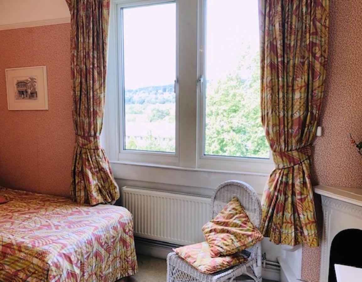 Lauras Townhouse Apartments Dressmakers Salon บาธ ภายนอก รูปภาพ